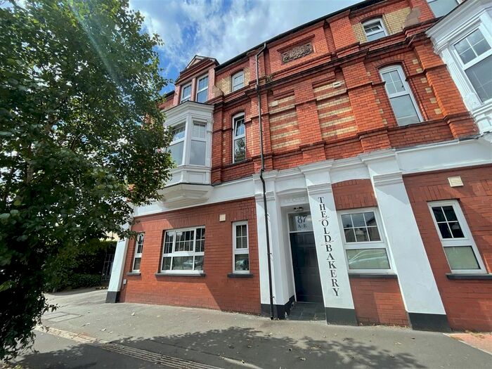 2 Bedroom Maisonette To Rent In The Old Bakery, Severn Road, CF11