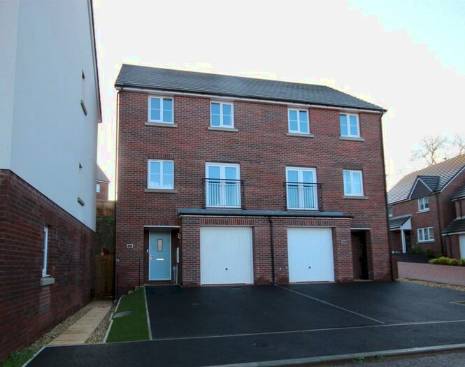3 Bedroom Town House To Rent In Jordan Drive, Tithe Barn, Exeter, EX1