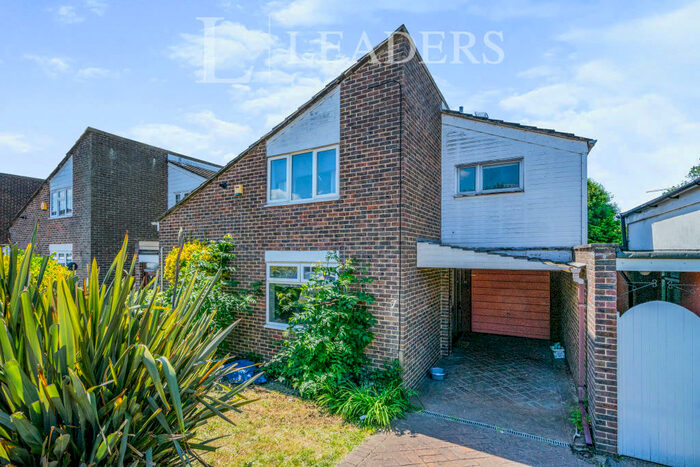 3 Bedroom Link Detached House To Rent In Willowfield, Harlow, CM18