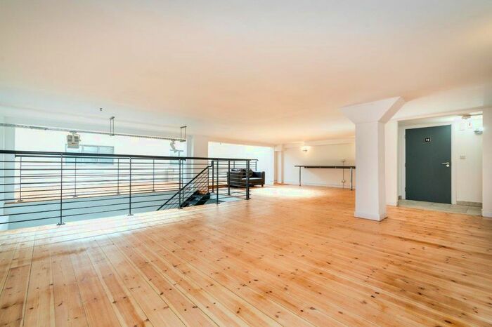 1 Bedroom Flat To Rent In Somerford Grove, London, N16