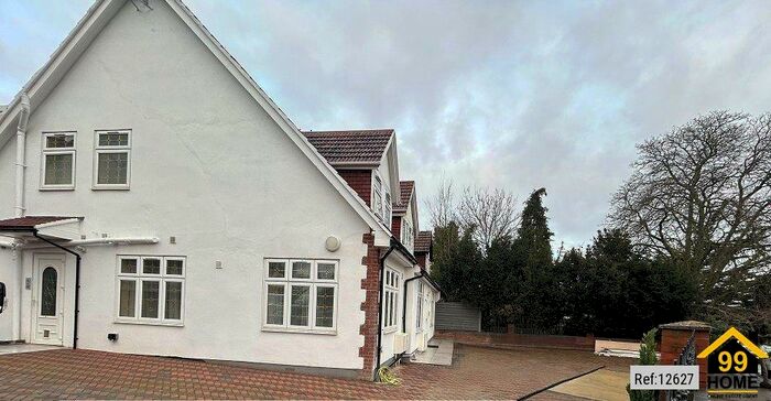 Studio To Rent In Manor Drive, Wembley, London, HA9