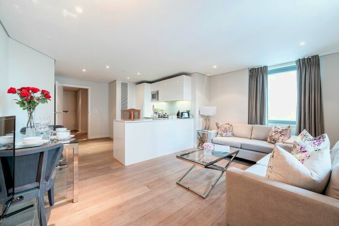 3 Bedroom Flat To Rent In Harbet Road, London, W2