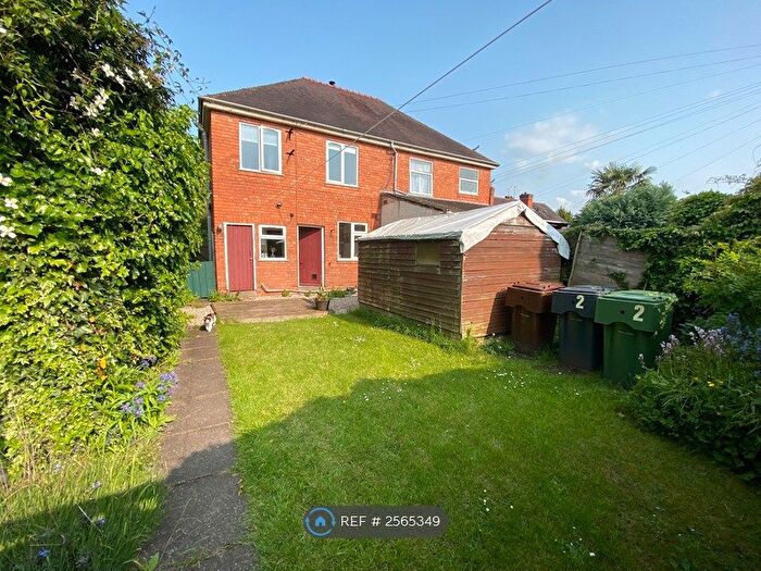 2 Bedroom Semi-Detached House To Rent In Walton Road, Bromsgrove, B61