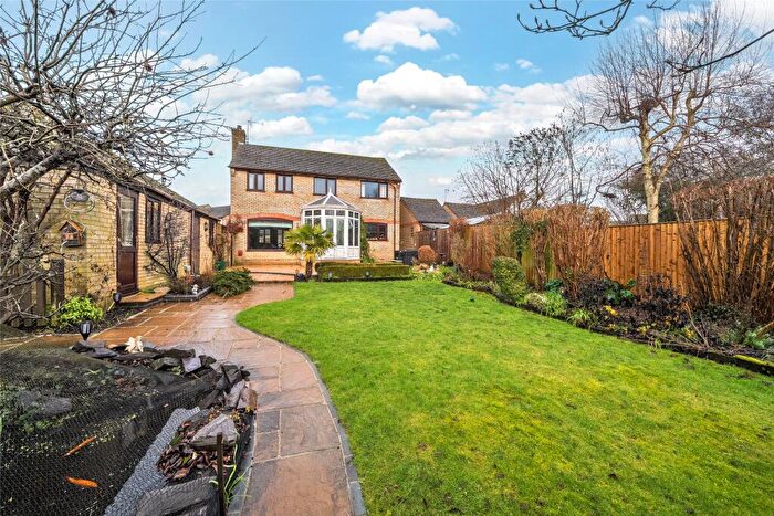 4 Bedroom Detached House For Sale In Hurdeswell, Long Hanborough, Witney, Oxfordshire, OX29