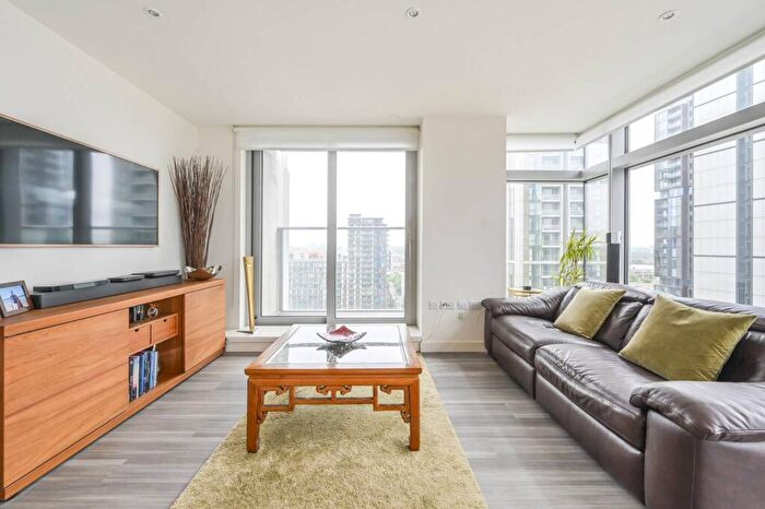 2 Bedroom Flat For Sale In Pan Peninsula, Canary Wharf, London, E14