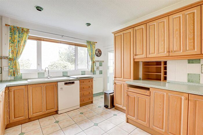 3 Bedroom Detached House For Sale In Woodthorpe Drive, Woodthorpe, NG5