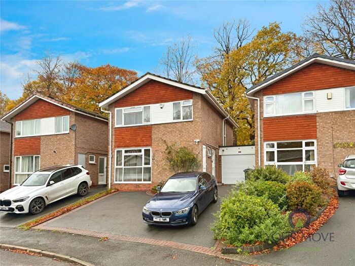 4 Bedroom Link Detached House For Sale In Niall Close, Birmingham, West Midlands, B15