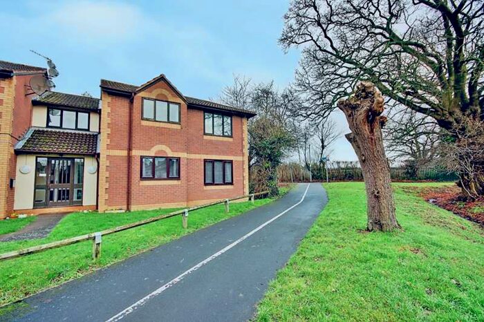 1 Bedroom Apartment To Rent In Deer Avenue, St. Peters, Worcester, WR5