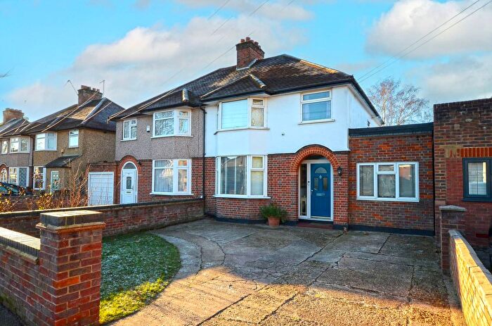 4 Bedroom Semi Detached House For Sale In Bushey Mill Lane, Watford, WD24
