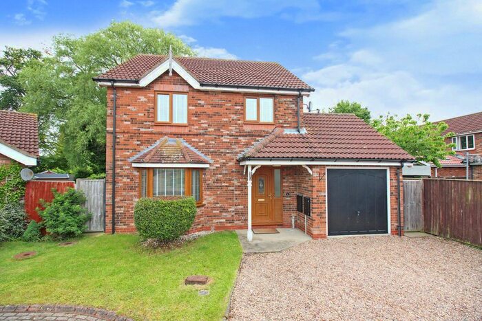 4 Bedroom Detached House For Sale In Buttercross Close, Stallingborough, Grimsby, South Humberside, DN41