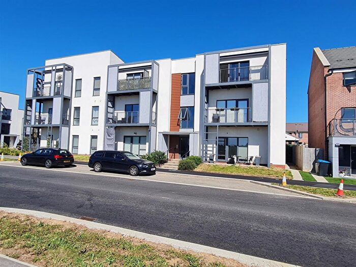 1 Bedroom Flat For Sale In Old Oak Way, Harlow, CM17