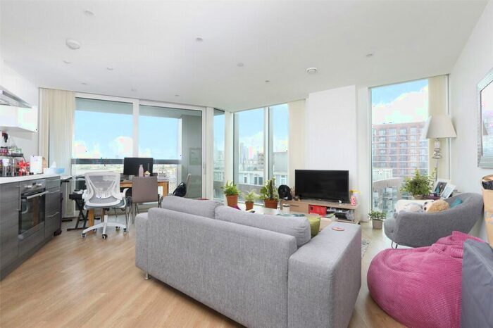 1 Bedroom Apartment To Rent In Ontario Point, Surrey Quays Road, London, SE16