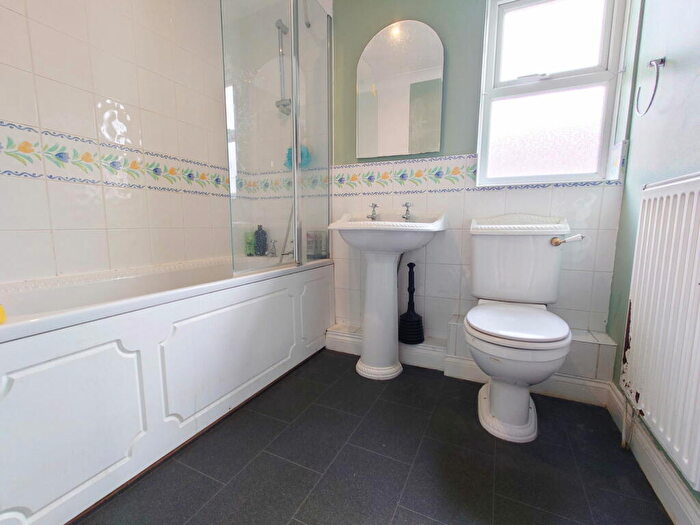 4 Bedroom Detached House For Sale In Monks Drive, Eye, Peterborough, PE6