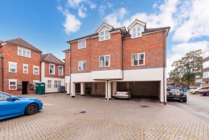 1 Bedroom Flat For Sale In Wiggington House, High Street, Eton, Windsor, SL4