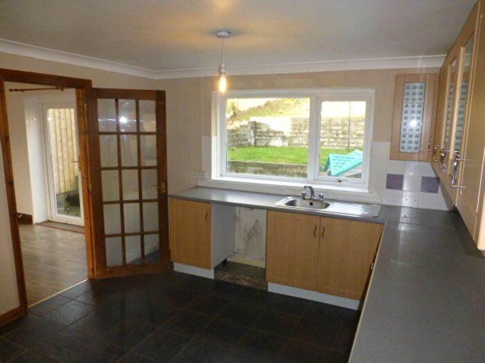 3 Bedroom Property To Rent In Coronation Rd, Carmarthen, SA31