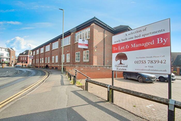 1 Bedroom Flat To Rent In Centrum House, Station Road, Egham, TW20