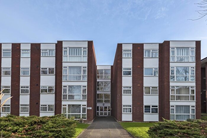 2 Bedroom Flat To Rent In Burnt Ash Hill Lee, SE12