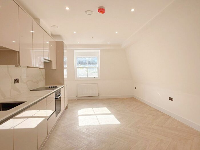 2 Bedroom Flat To Rent In Barnabas Road, London, E9