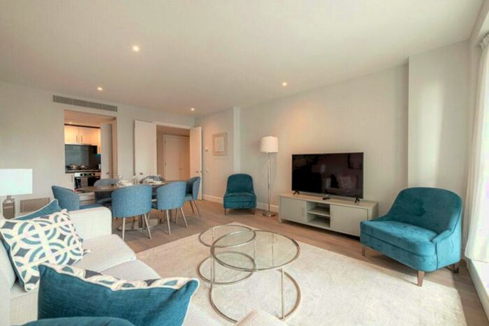 2 Bedroom Apartment To Rent In Westferry Circus, London, E14