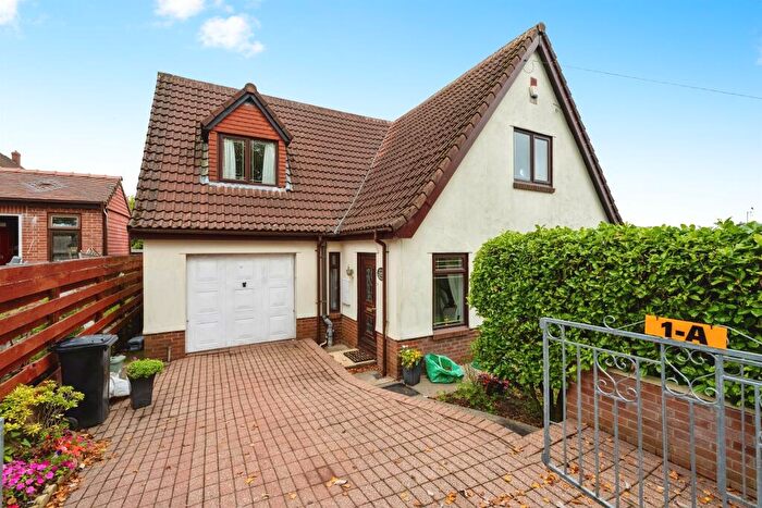 4 Bedroom Detached House For Sale In Crud Yr Awel, Neath, SA10