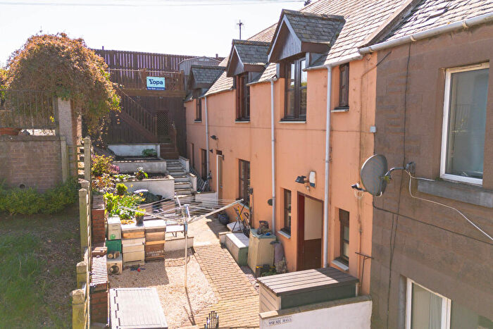 3 Bedroom End Of Terrace House For Sale In Southesk Place, Montrose, DD10