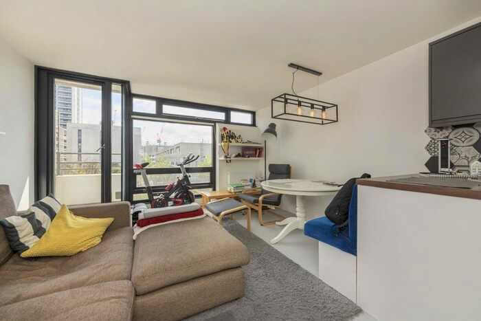 1 Bedroom Flat To Rent In Maiden Lane, London, NW1