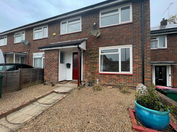 3 Bedroom Property To Rent In Loveletts, Crawley, RH11