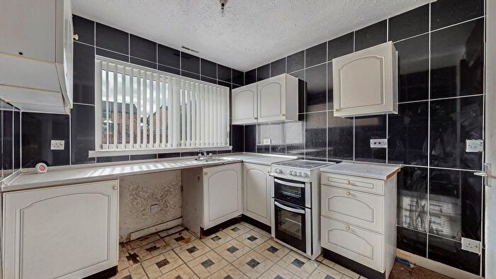 2 Bedroom Bungalow For Sale In Foxglove Place, Glasgow, G53