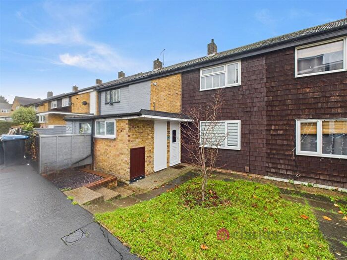 2 Bedroom Terraced House For Sale In Little Pynchons, Harlow, CM18