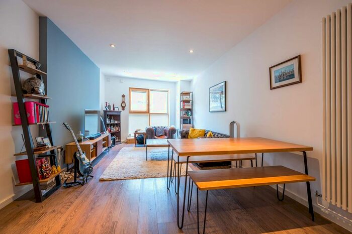 1 Bedroom Flat To Rent In Borough Road, Borough, London, SE1