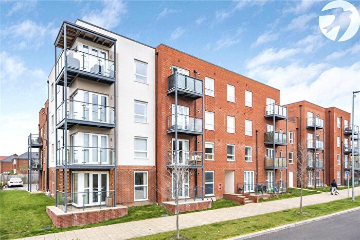 1 Bedroom Flat For Sale In Lett Lane, Castle Hill, Ebbsfleet Valley, Swanscombe, DA10