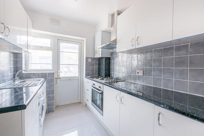 2 Bedroom Flat For Sale In Stanley Avenue, Alperton, Wembley, HA0