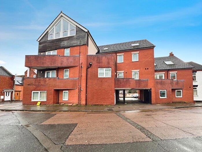 1 Bedroom Maisonette For Sale In Pytchley Street, Abington, Northampton, NN1