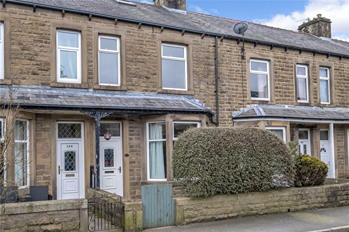 3 Bedroom Terraced House For Sale In Gisburn Road, Barnoldswick, Lancashire, BB18