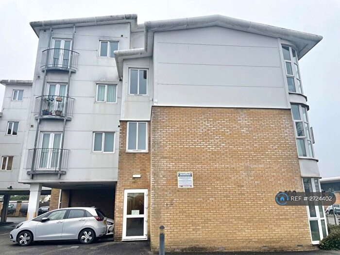 1 Bedroom Flat To Rent In Castle Lane West, Bournemouth, BH8