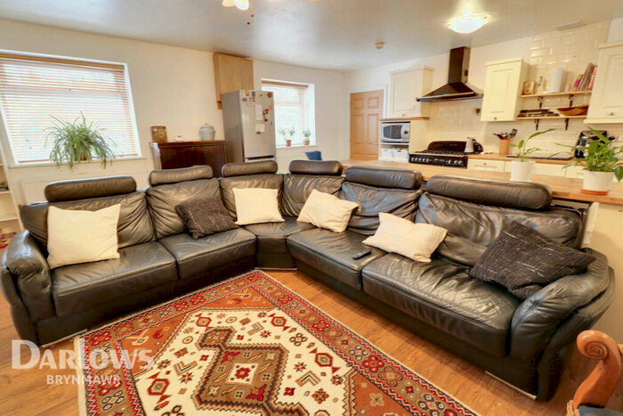 4 Bedroom Detached House For Sale In Ty Bryn Road, Abertillery, NP13