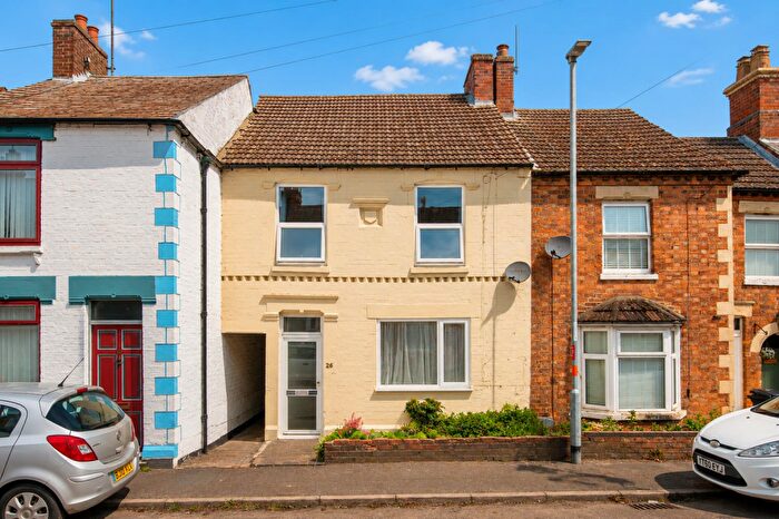 3 Bedroom Terraced House For Sale In Halford Street, Thrapston, NN14