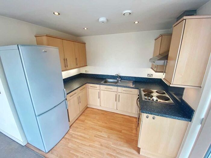 2 Bedroom Flat To Rent In Shoreham Street, Sheffield, South Yorkshire, S1
