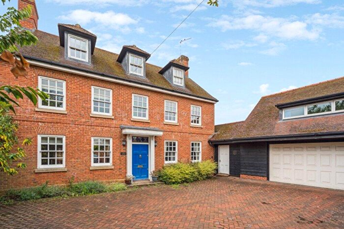 6 Bedroom Detached House For Sale In High Street, Stewkley, Leighton Buzzard, LU7