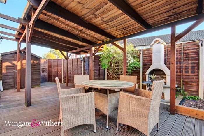 5 Bedroom House To Rent In Church Road, Byfleet, West Byfleet, KT14