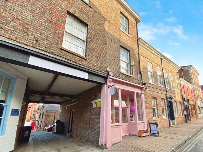 Studio To Rent In Flat B, Walmgate, York, YO1