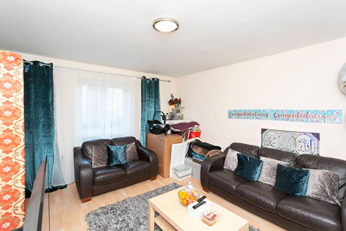 1 Bedroom Flat To Rent In Worcester Court, St Albans, St Albans, Hertfordshire, AL1