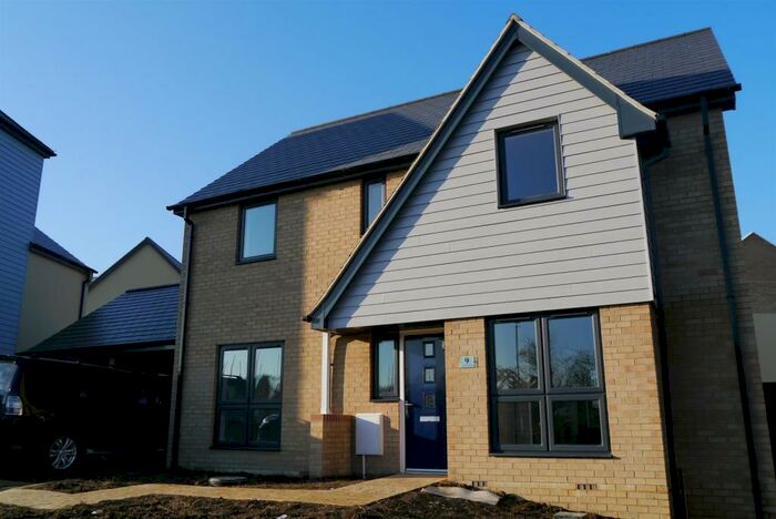 4 Bedroom Detached House To Rent In Nelore Close, Whitehouse, Milton Keynes, MK8