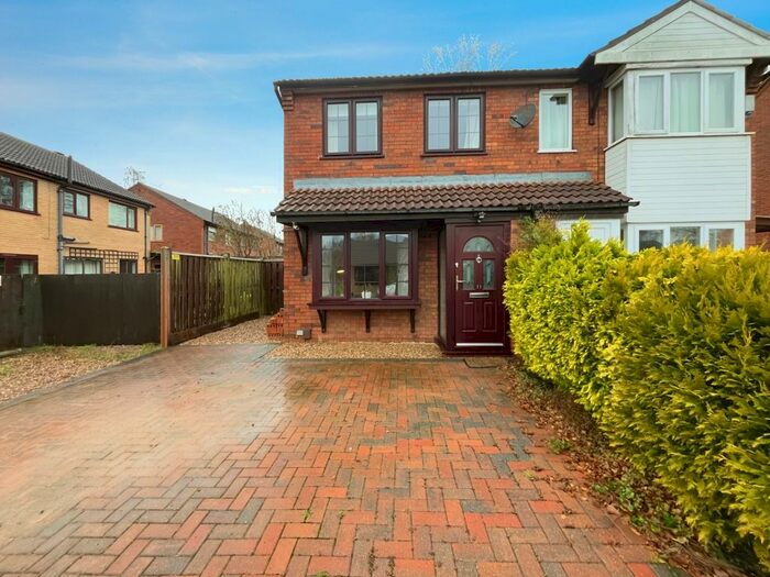 2 Bedroom Semi-Detached House To Rent In Staffordshire Crescent, Lincoln, LN6