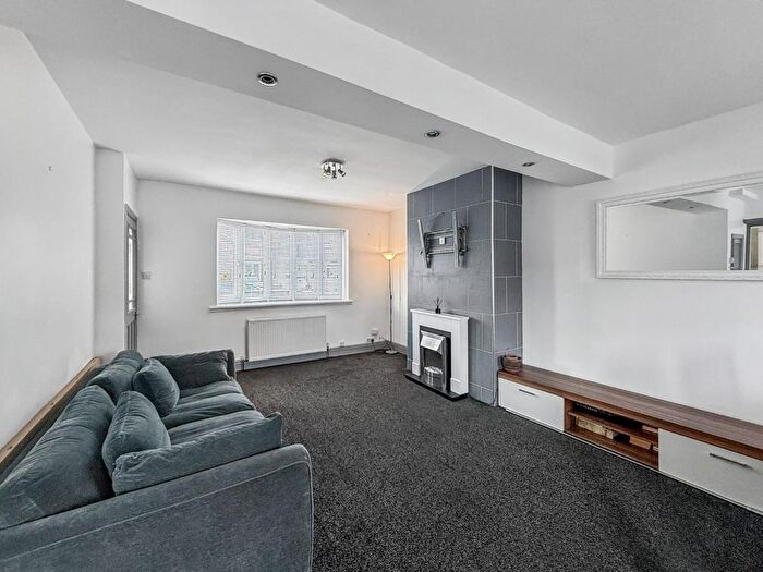 2 Bedroom Property For Sale In Lauderdale Avenue, Wallsend, NE28