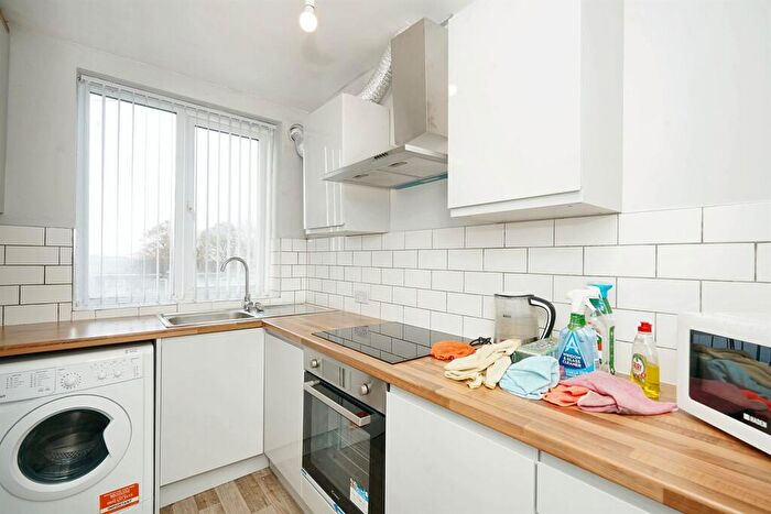 5 Bedroom Terraced House To Rent In Bedroom Terraced House In Reeth Way, Accrington, BB5
