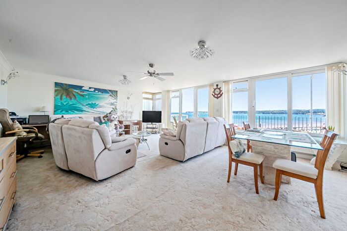 2 Bedroom Flat For Sale In Alta Vista Road, Paignton, Devon, TQ4