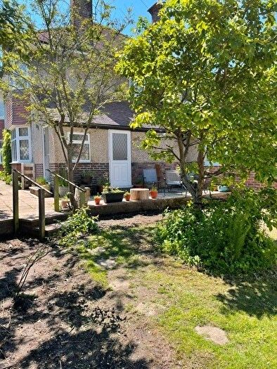 2 Bedroom Flat To Rent In Bournemouth, BH3