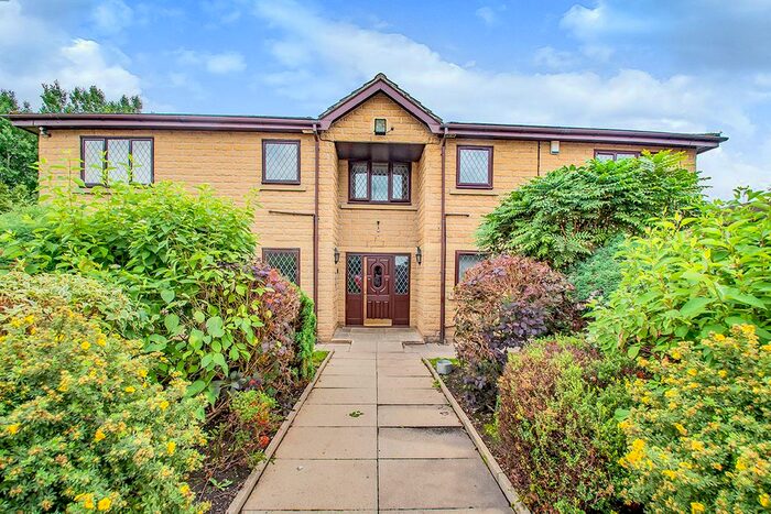 2 Bedroom Flat To Rent In Ashworth Court, Ashworth Street, Manchester, Greater Manchester, M26