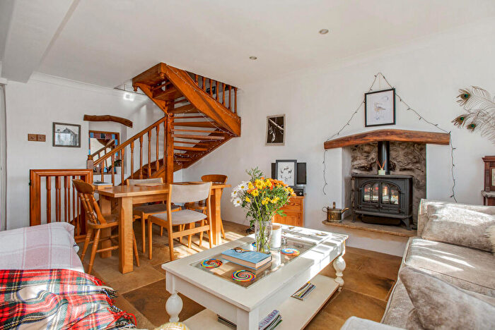 2 Bedroom Terraced House For Sale In Park Road, Milnthorpe, LA7